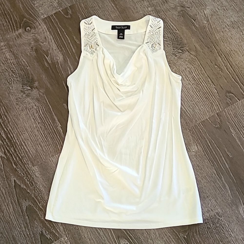 White House Black Market- White Scoop Neck Tank - Picture 1 of 5
